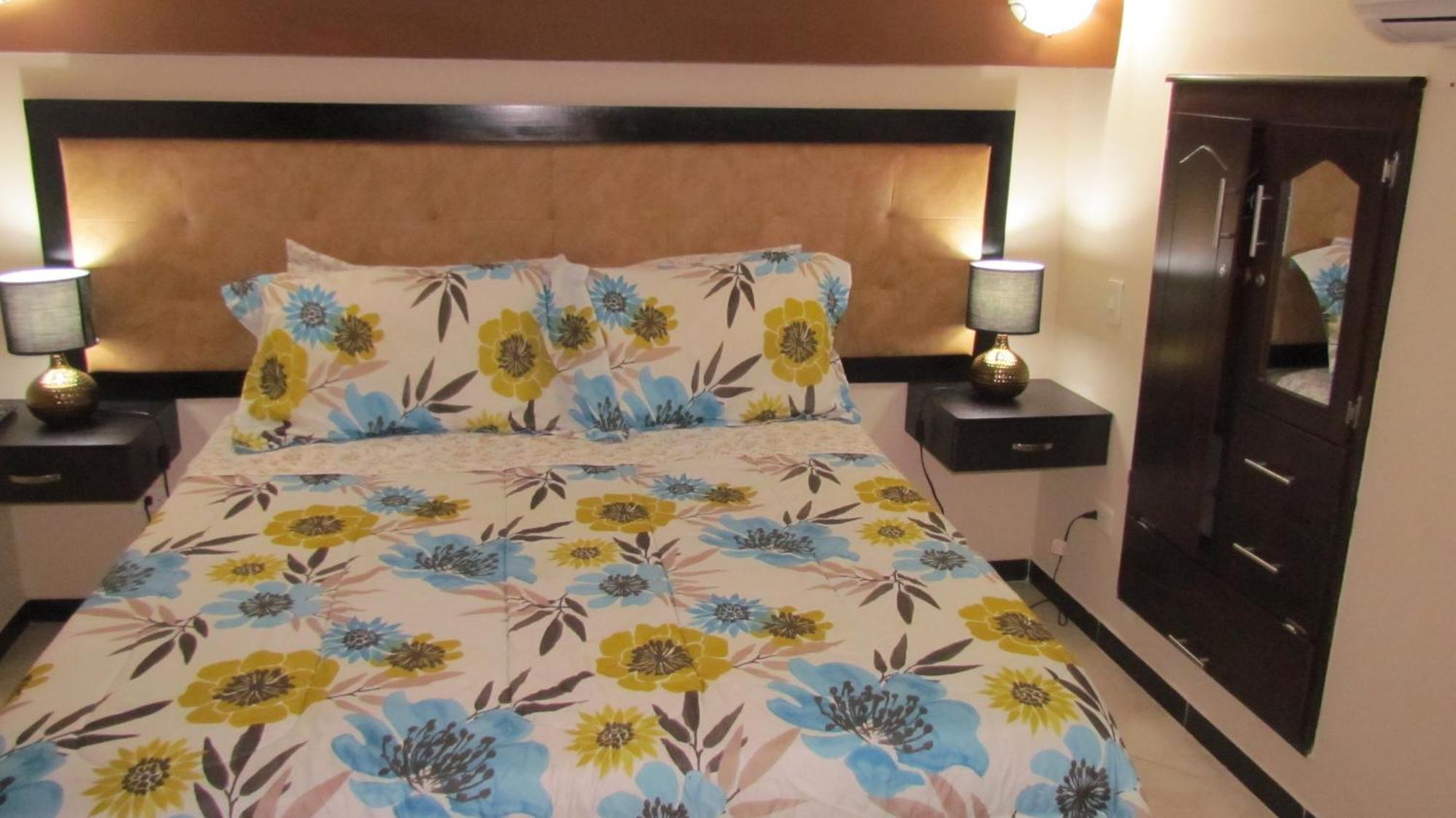 Apartamentos En El Poblado Медельин Номер фото