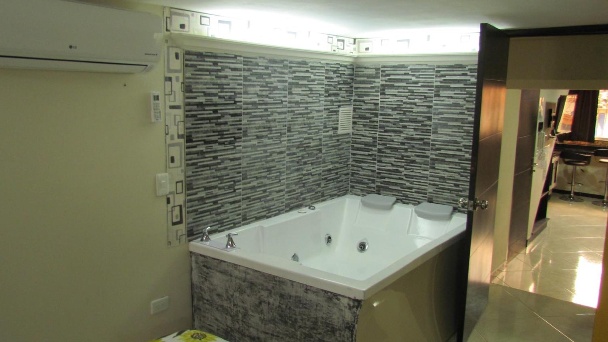 Apartamentos En El Poblado Медельин Номер фото