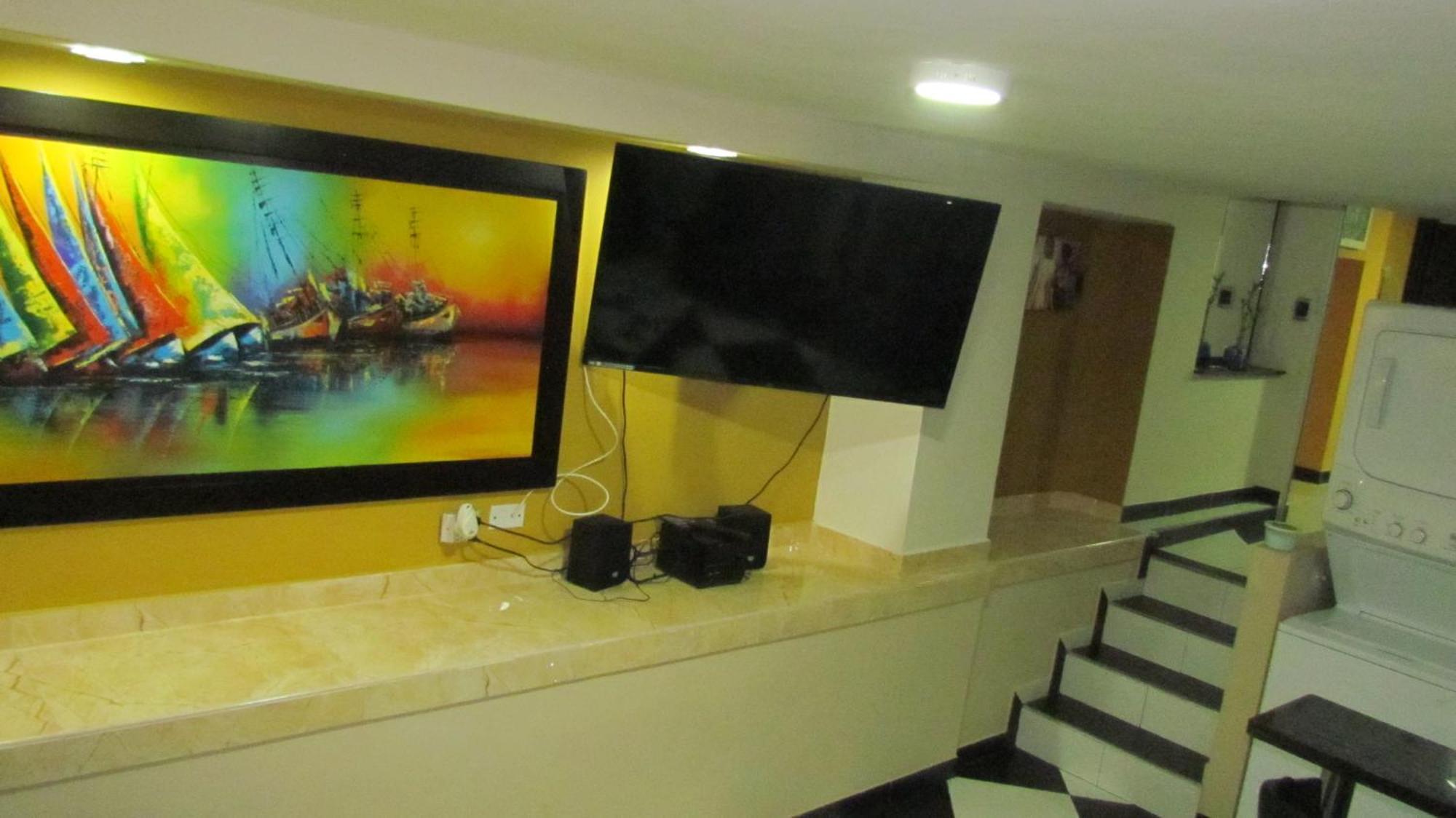 Apartamentos En El Poblado Медельин Экстерьер фото
