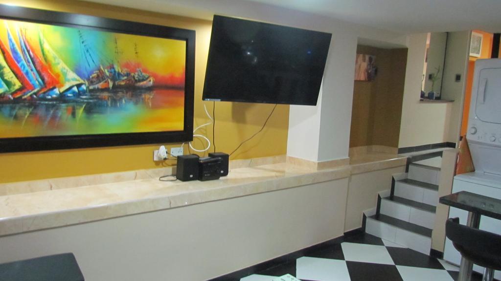 Apartamentos En El Poblado Медельин Экстерьер фото