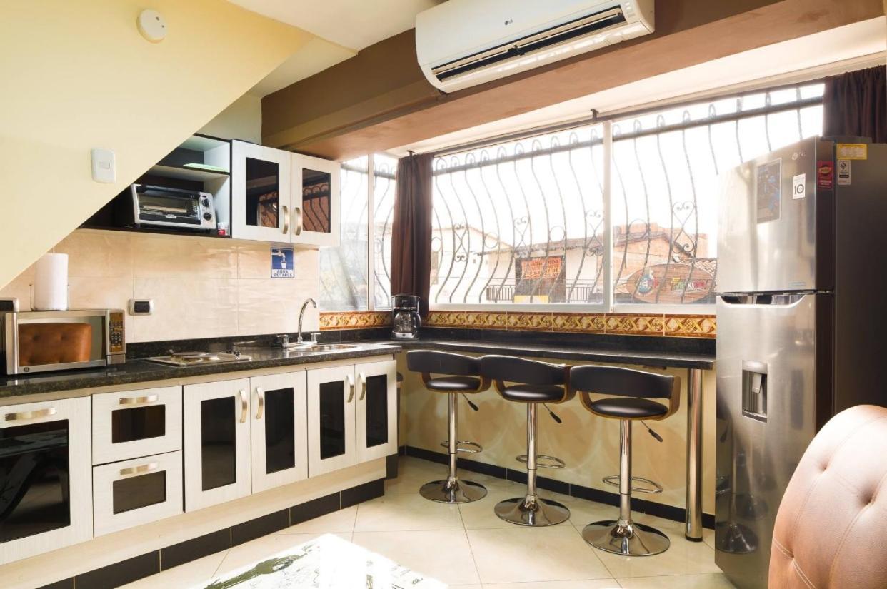 Apartamentos En El Poblado Медельин Экстерьер фото