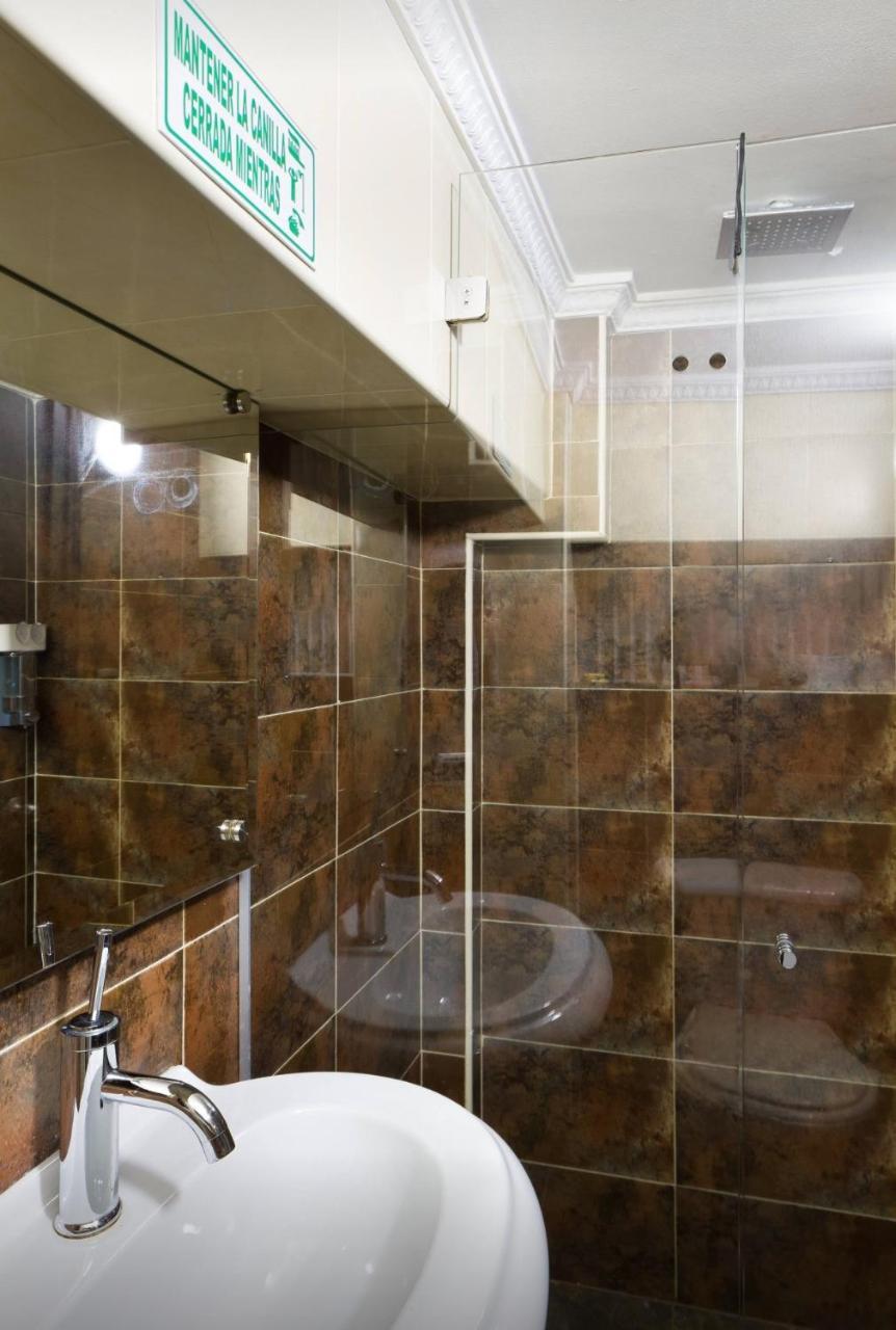 Apartamentos En El Poblado Медельин Экстерьер фото