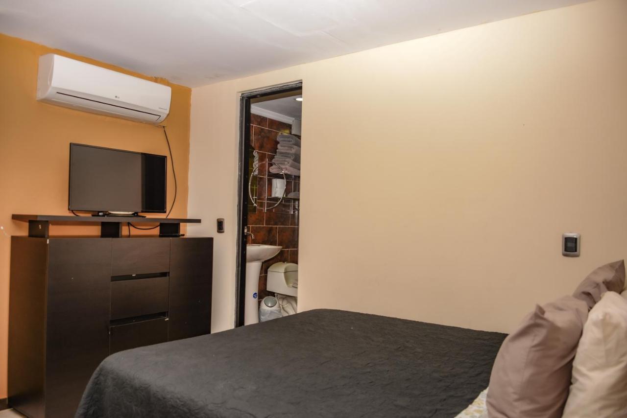 Apartamentos En El Poblado Медельин Экстерьер фото