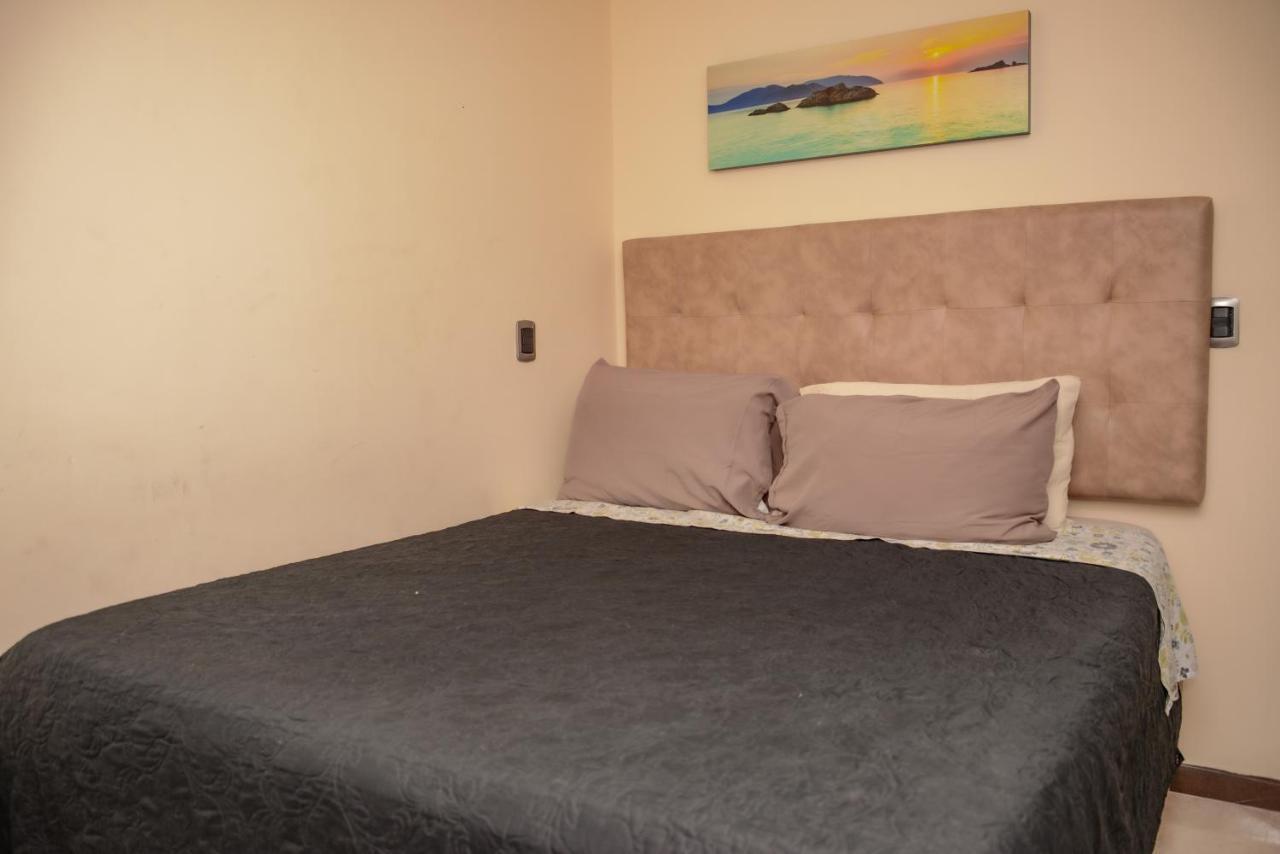 Apartamentos En El Poblado Медельин Экстерьер фото
