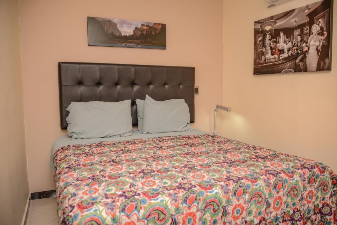 Apartamentos En El Poblado Медельин Экстерьер фото